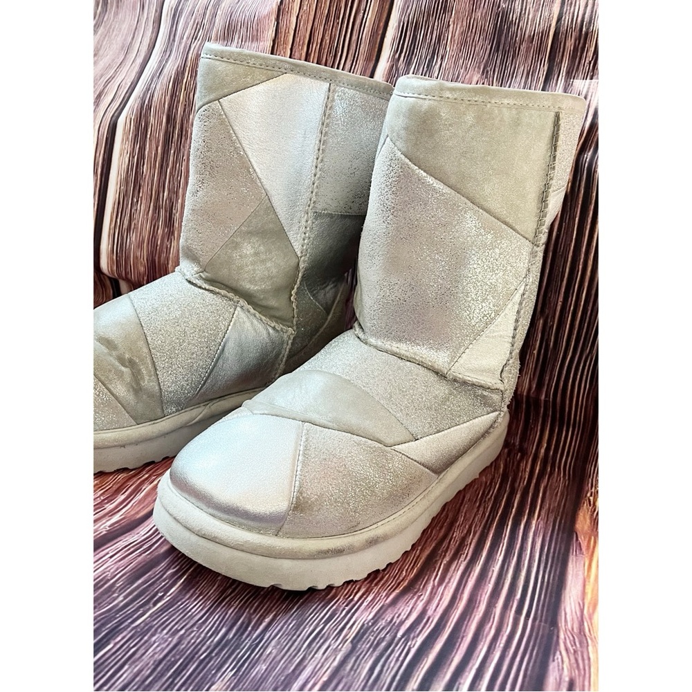 Ugg silver patchwork boots sz 7